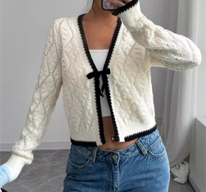 V-Neck Bow White Knit Jacket