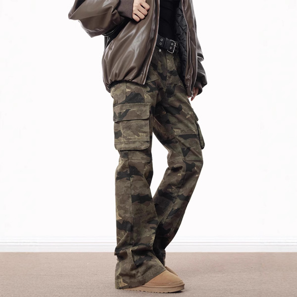 Straight Leg Camouflage Multi-pocket Jeans