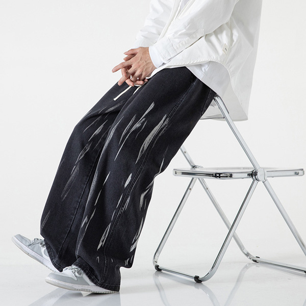 Elastic Waist Loose Fit Straight Leg Men's Jeans