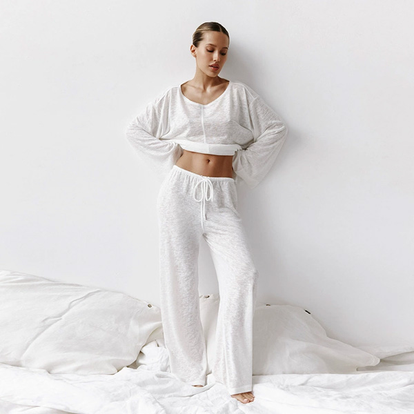 Knitted White Round Neck Long Sleeve Pajamas Long Pants Set Soft Homewear Women